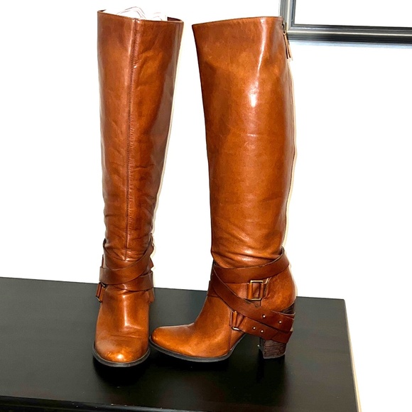 Leather Boots - Picture 1 of 4